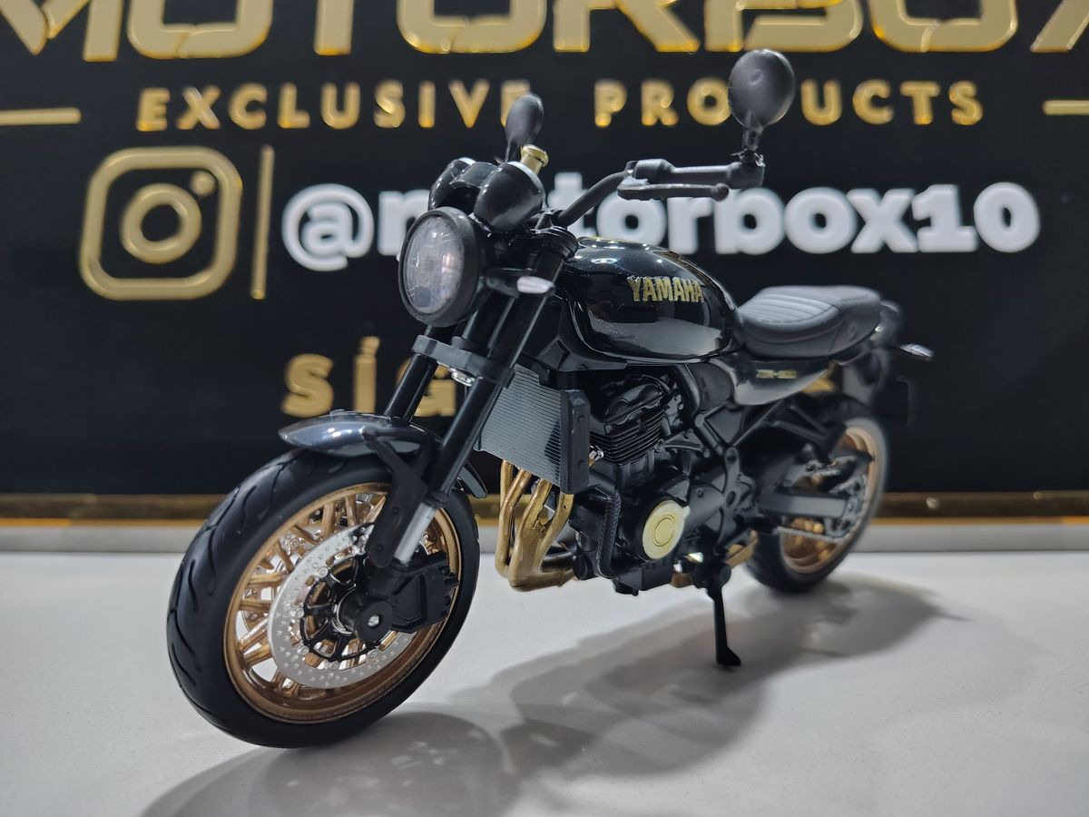 YAMAHA XSR-900 — foto 1