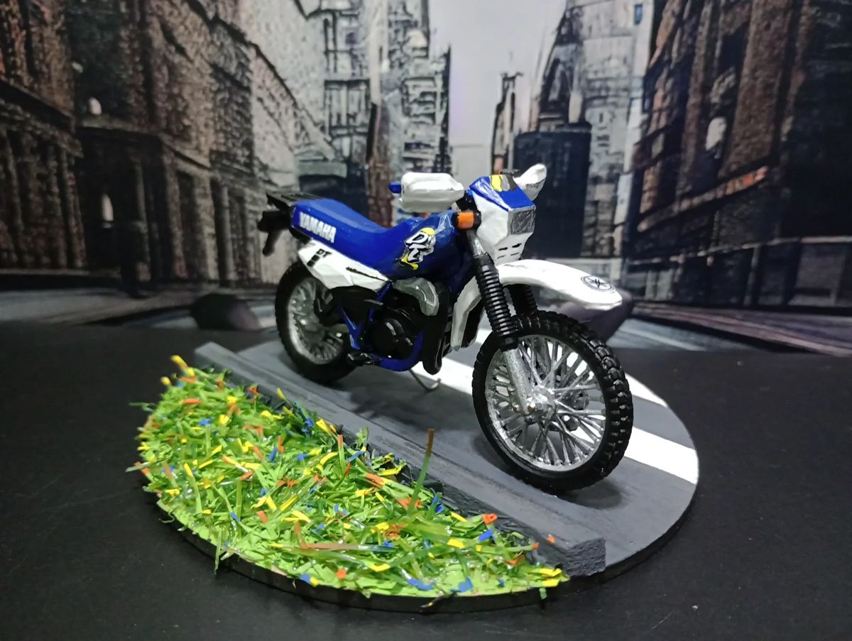 YAMAHA DT-175 — foto 1