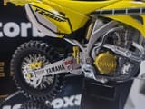 Yamaha YZ 450 Special Edition 60 años — miniatura 6
