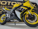 YAMAHA R1 / 2007 — miniatura 10