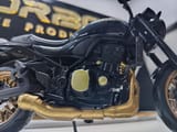 YAMAHA XSR-900 — miniatura 12