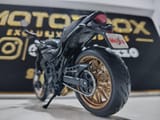 YAMAHA XSR-900 — miniatura 10