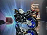 YAMAHA MT-10 — miniatura 4
