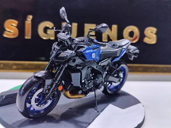 YAMAHA MT-09 / V2 TAILORED