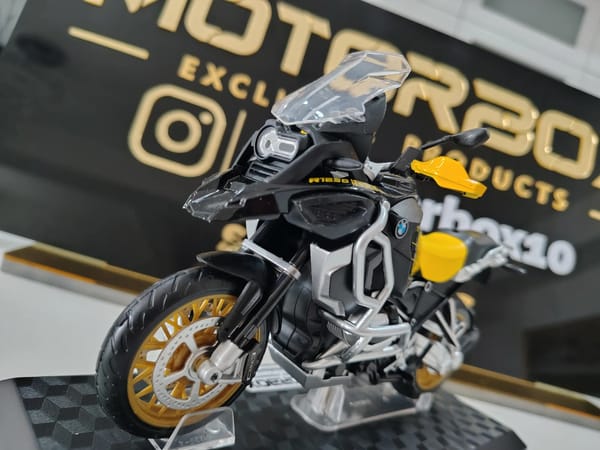 BMW 1250 GS / Amarilla
