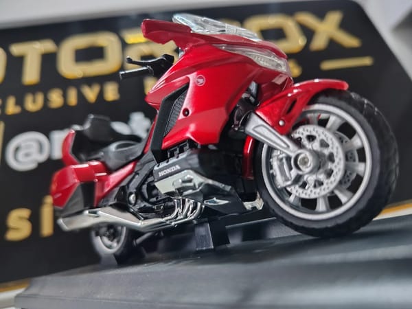 HONDA GOLDWING