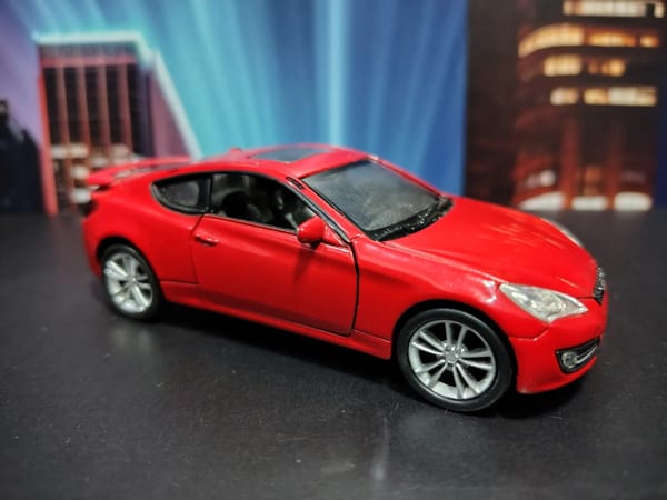 HYUNDAI GÉNESIS -01